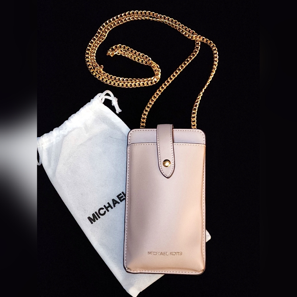 BN Michael Kors Cross Body & Smart phone carrier SOFT leather bag w/chain straps